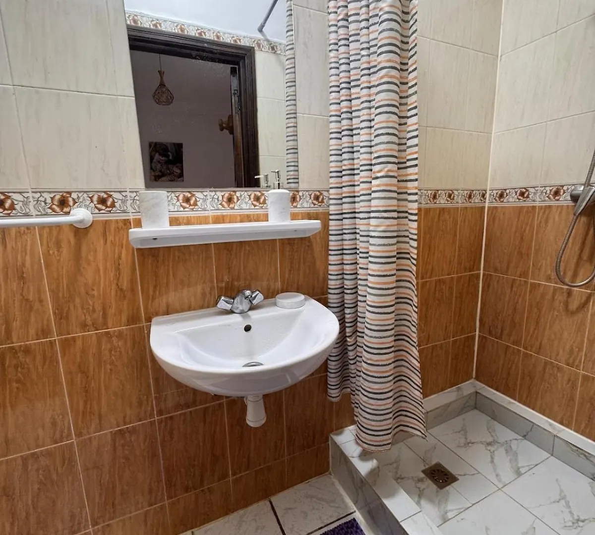Riad Dans Residence Avec 3 Piscines Marrakesh Apartment