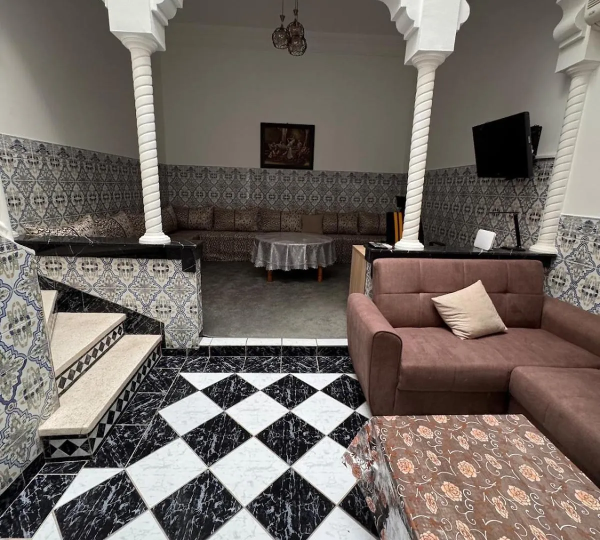 Riad Dans Residence Avec 3 Piscines Marrakesh